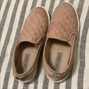 Steve Madden Pink Slip On Ecentrcq Sneakers